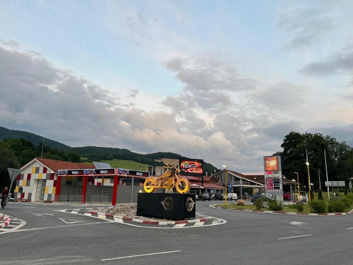 Penzion Pumpa Jaklovce エクステリア 写真